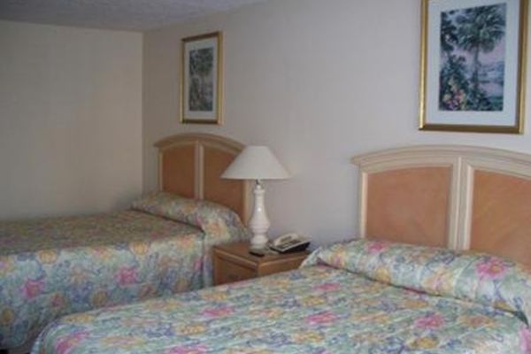 Americas Best Value Inn V1305 (Evergreen)